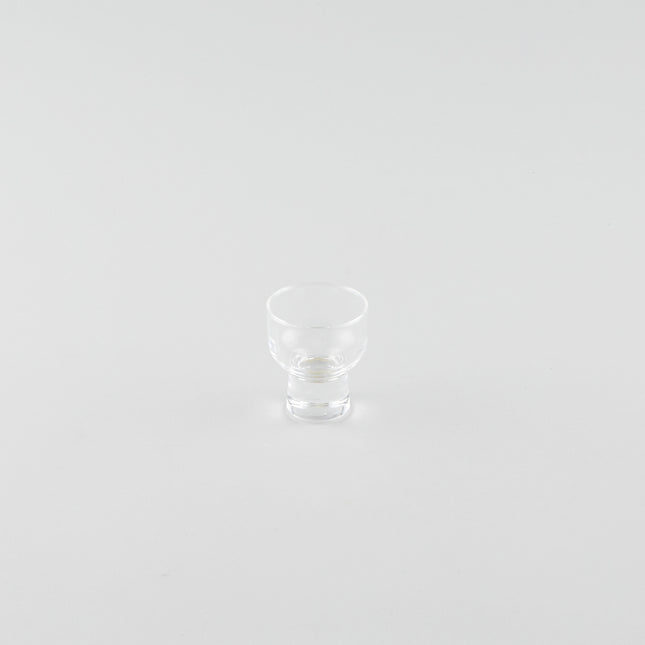Stout Glass Sake Cup with Base (S)