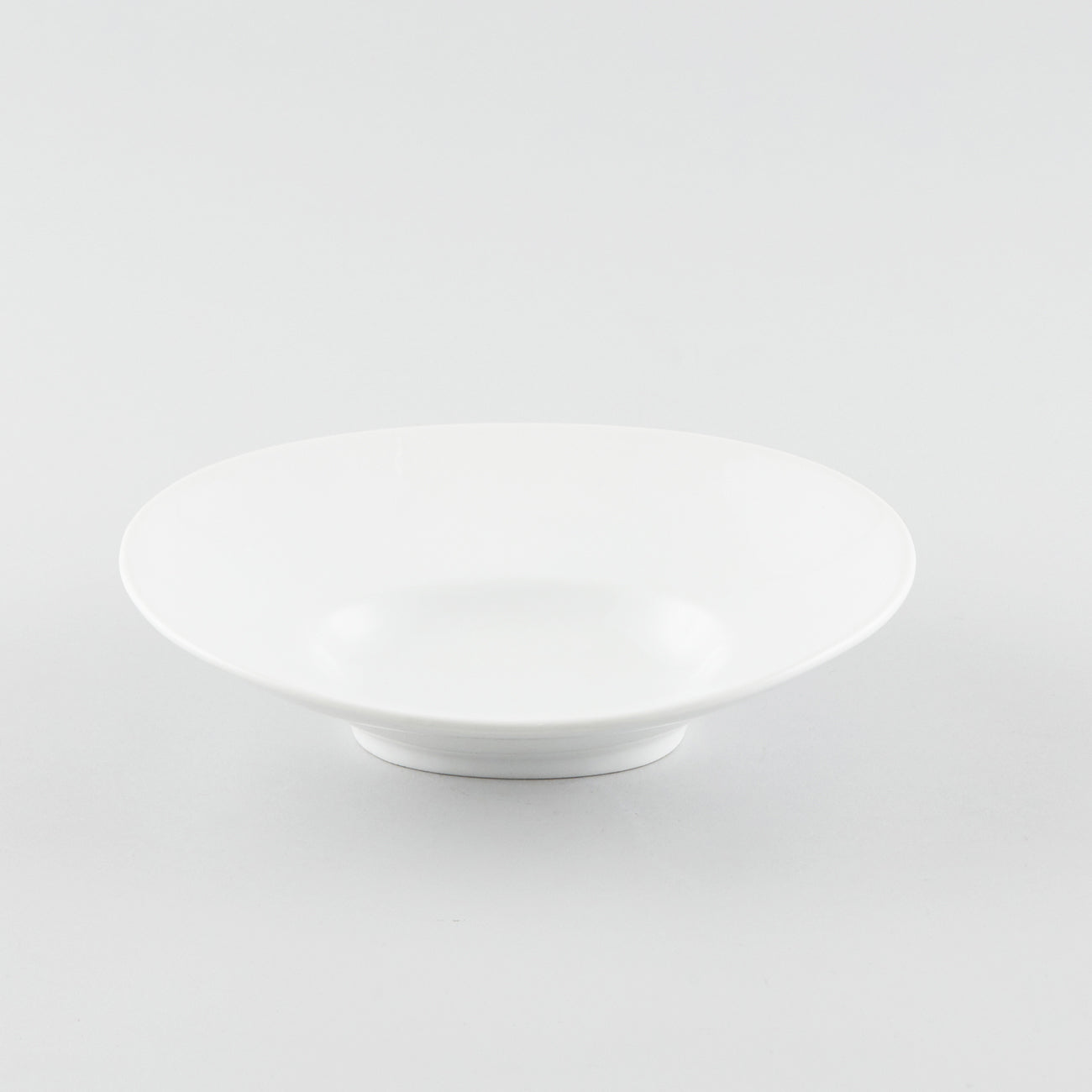 Signature Oval Bowl with Wide Rim 4 oz