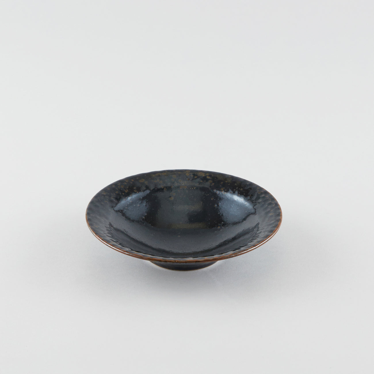 Smooth Earth Black Round Shallow Dish