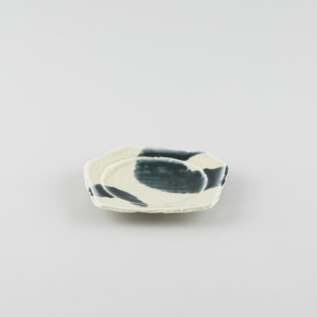 Sage Tint Rough-Edged Round Plate