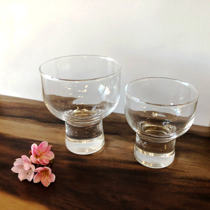Stout Glass Sake Cup with Base (S)