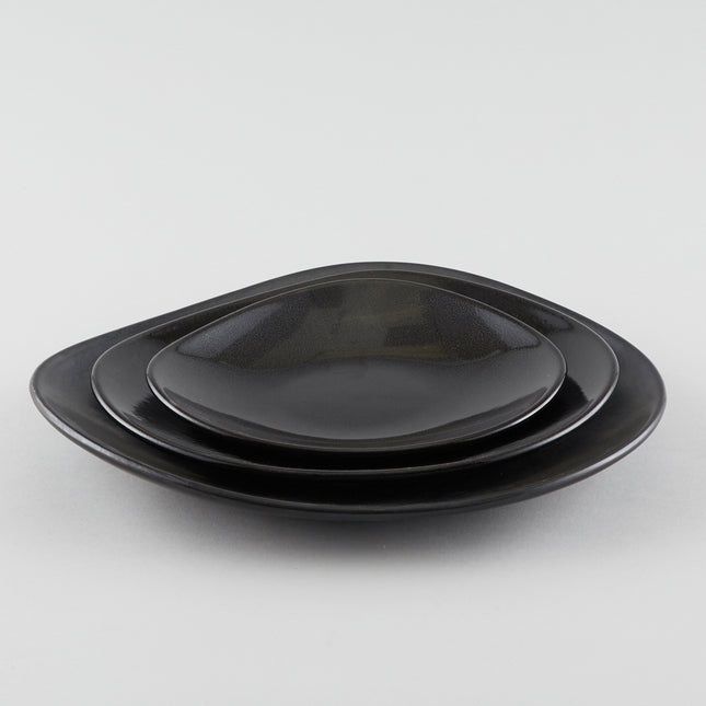 Clam Shape Plate - Black (M)