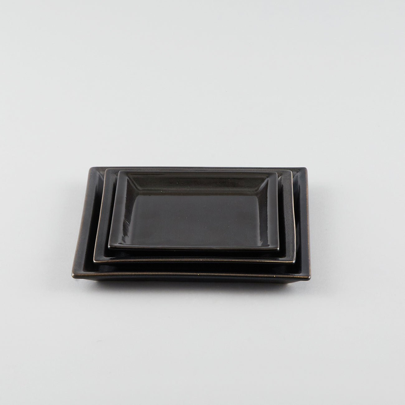 Squaure Plate with Risen Narrow Rim - Black (LL)
