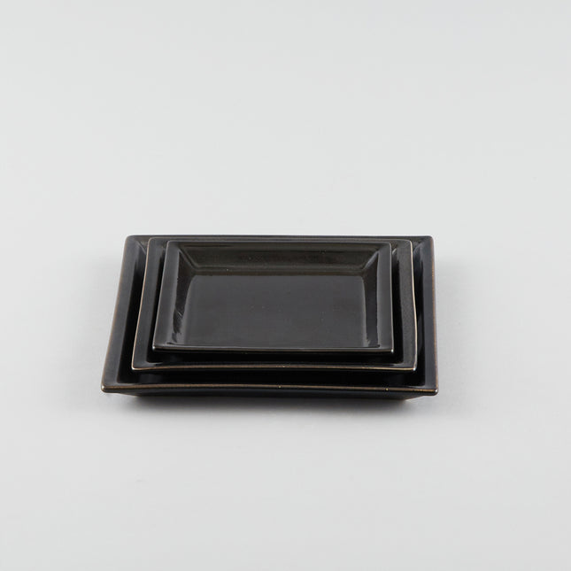 Square Plate with Risen Narrow Rim - Black (S)