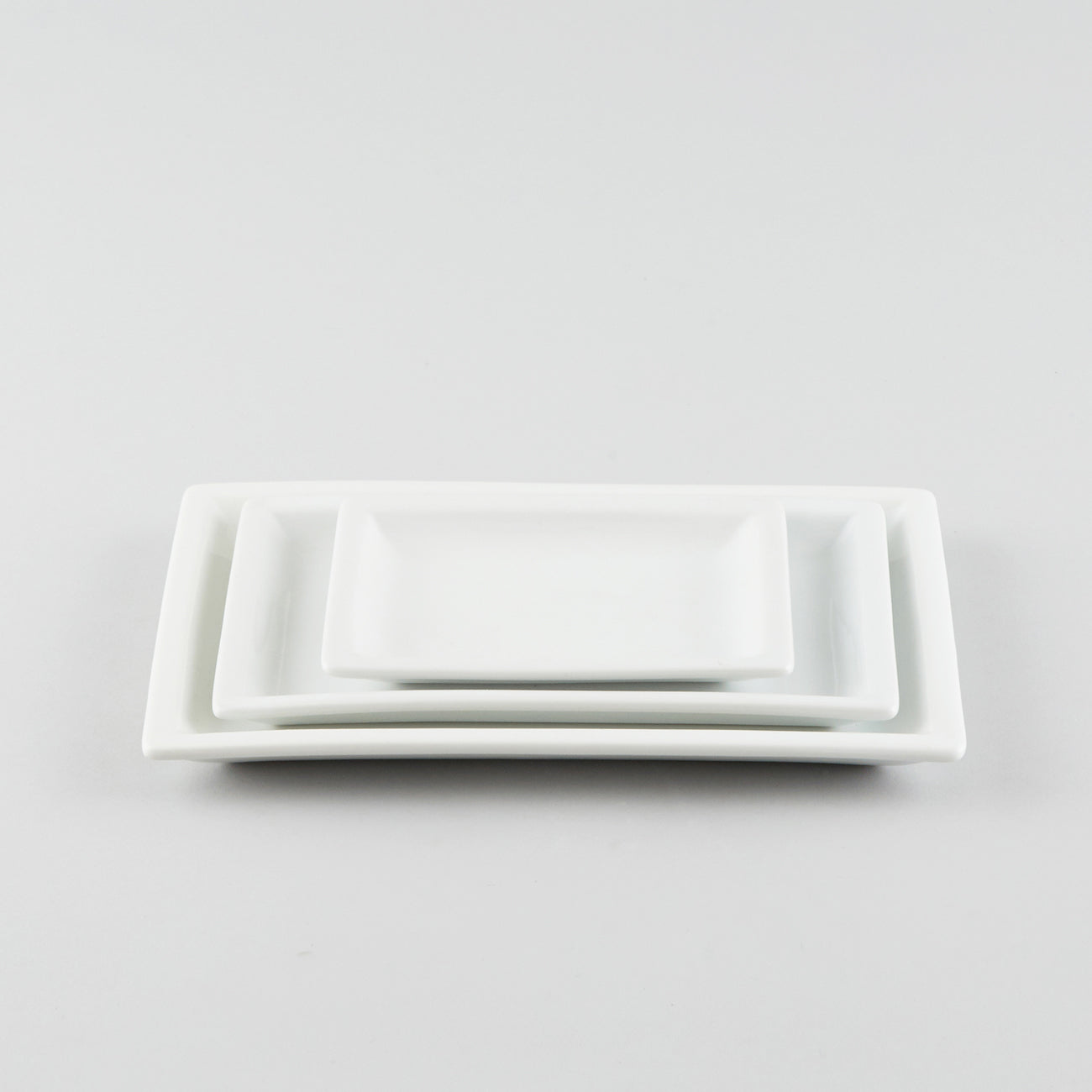 Rectangle Plate with Raised Rim - White (S)