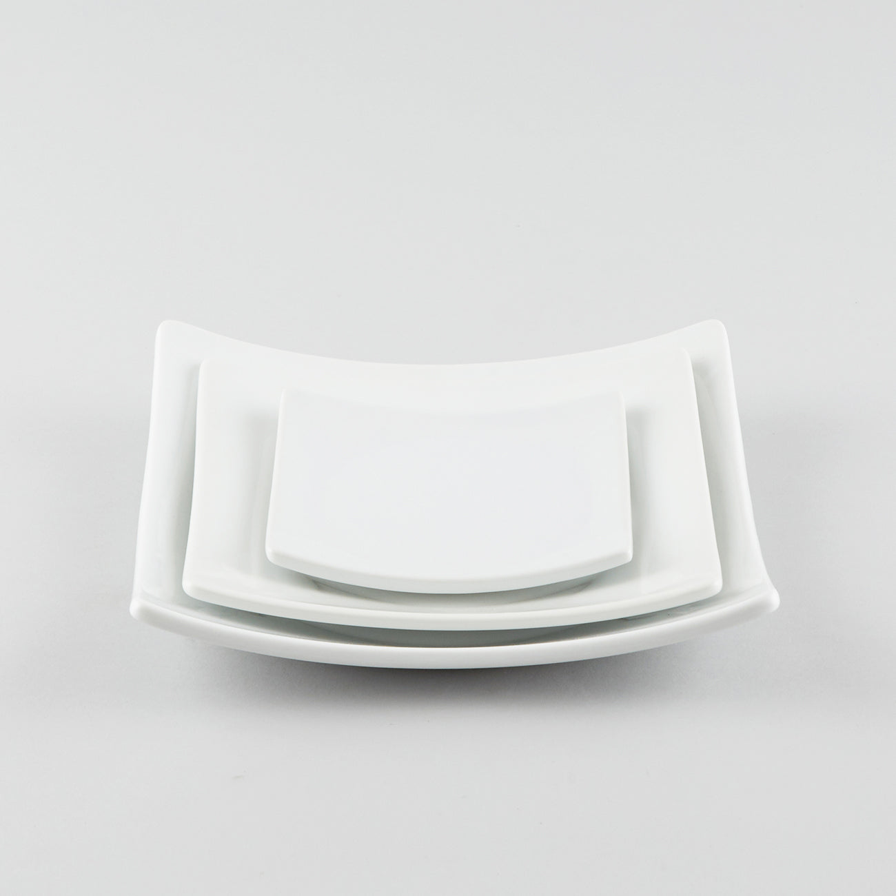 Full-Moon Square Plate with Raised Corners - White (L)