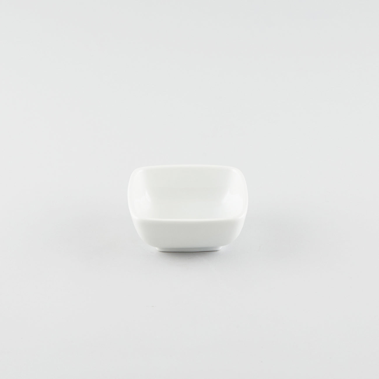 Rounded Square Bowl - White (M)