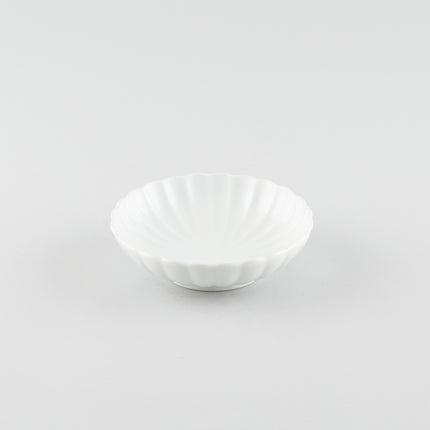 Kiku - Chrysanthemum Shallow Bowl - White