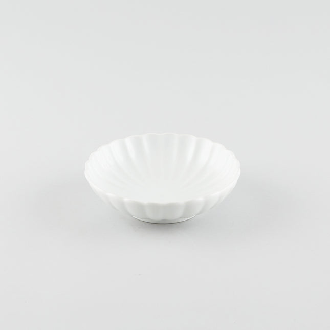 Kiku - Chrysanthemum Shallow Bowl - White