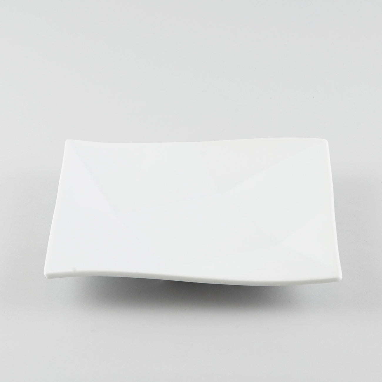 Twist Shallow Square Plate - White (L)